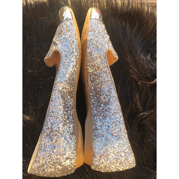 Gianni Bini Leather Flats - Picture 3 of 6